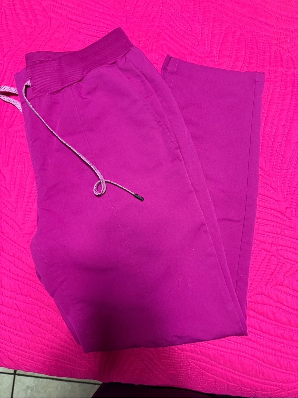 HOT PINK FABLETICS SCRUB PANTS